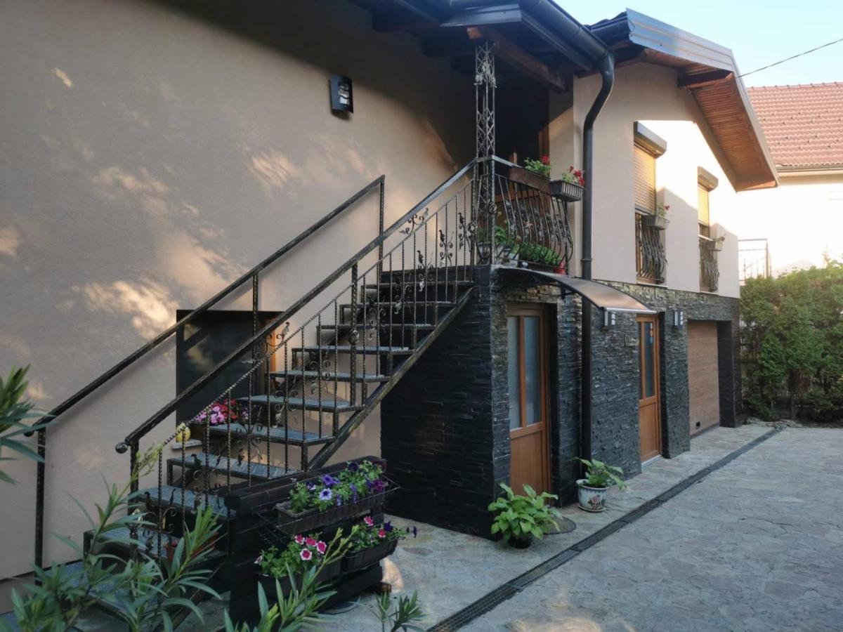 House Leyla Hotel Bihać Exterior foto